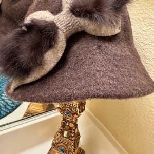 Elegant Brown Wool Hat with Bow Accent